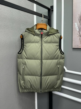 Жилет  Kiton Артикул BMS-135943. Вид 1