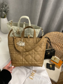 Сумка женская Christian Dior Артикул BMS-139767. Вид 1