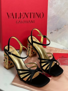 Босоножки  Valentino Артикул BMS-141618. Вид 1
