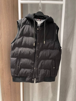 Жилет  Brunello Cucinelli Артикул BMS-149463. Вид 1