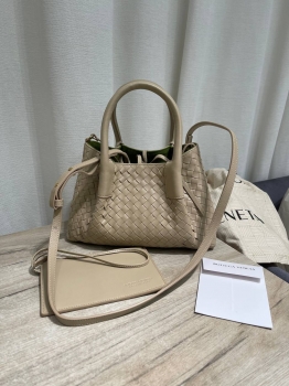 Сумка женская Bottega Veneta Артикул BMS-145447. Вид 1