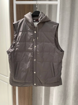 Жилет  Brunello Cucinelli Артикул BMS-149829. Вид 1