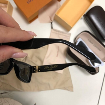 Очки Louis Vuitton Артикул BMS-31571. Вид 2