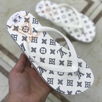 Шлепки Louis Vuitton Артикул BMS-35246. Вид 3