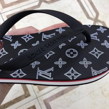 Шлепки Louis Vuitton Артикул BMS-35245. Вид 5