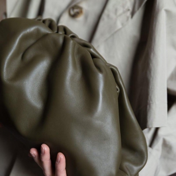  Клатч  THE POUCH IN BUTTER CALF Bottega Veneta Артикул BMS-38095. Вид 3