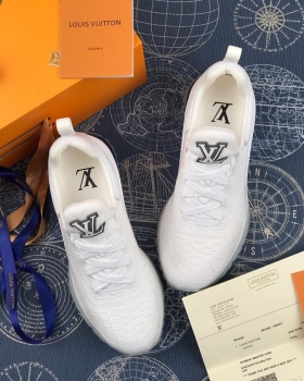  Кроссовки мужские Louis Vuitton Артикул BMS-38100. Вид 3