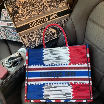 Сумка женская DIOR BOOK TOTE Christian Dior Артикул BMS-41181. Вид 1