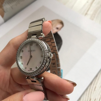 Часы женские Gucci Артикул BMS-40736. Вид 4
