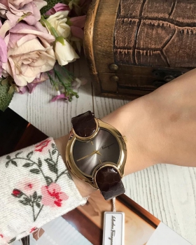 Часы женские Salvatore Ferragamo Артикул BMS-43947. Вид 1