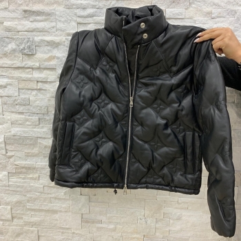 Куртка женская Louis Vuitton Артикул BMS-44555. Вид 1