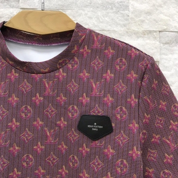 Футболка женская Louis Vuitton Артикул BMS-44802. Вид 2