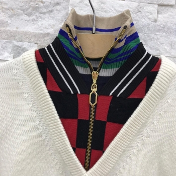 Свитер женский Louis Vuitton Артикул BMS-44810. Вид 2