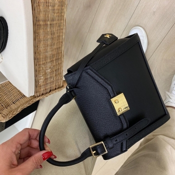 Сумка женская  LV Arch Louis Vuitton Артикул BMS-45343. Вид 2