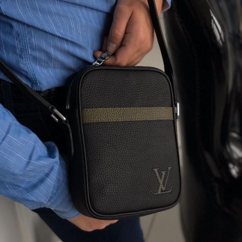 Мессенджер Louis Vuitton Артикул BMS-47157. Вид 2