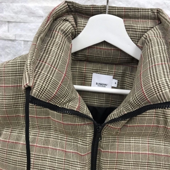 Жилет женский Burberry Артикул BMS-47012. Вид 3