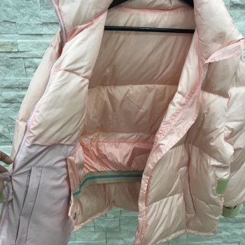 Куртка женская Prada Артикул BMS-45665. Вид 2