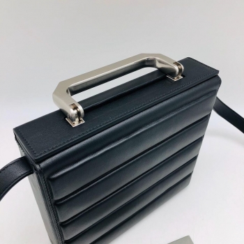 Сумка женская BAULETTO MINI IN VITELLO BUTTER IMBOTTITO Bottega Veneta Артикул BMS-47657. Вид 2