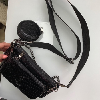 Сумка женская Yves Saint Laurent  Артикул BMS-47989. Вид 2