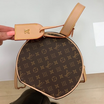 Сумка женская  Louis Vuitton  Артикул BMS-47991. Вид 1