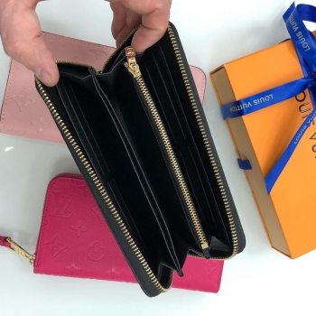  Кошелёк Louis Vuitton  Артикул BMS-48936. Вид 2