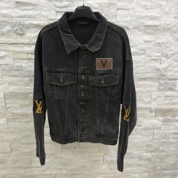 Куртка женская Louis Vuitton Артикул BMS-49558. Вид 1