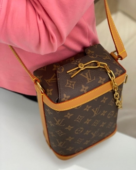 Сумка женская Louis Vuitton Артикул BMS-49595. Вид 1