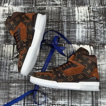  Кроссовки мужские Louis Vuitton Артикул BMS-49596. Вид 1