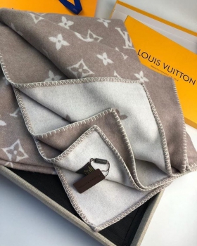 Плед Louis Vuitton Артикул BMS-49993. Вид 2