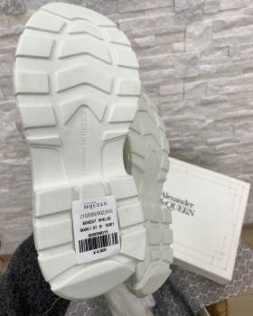 Кроссовки женские Alexander McQueen Артикул BMS-50428. Вид 2