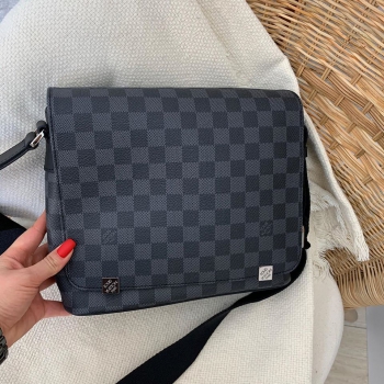  Сумка   Louis Vuitton Артикул BMS-47790. Вид 1