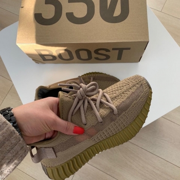 Кроссовки женские   Adidas Yeezy Boost Артикул BMS-53945. Вид 4