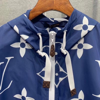  ПАРКА С ПРИНТОМ MONOGRAM  ESCALE Louis Vuitton Артикул BMS-55130. Вид 2
