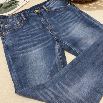 Джинсы мужские  Versace Артикул BMS-55505. Вид 3