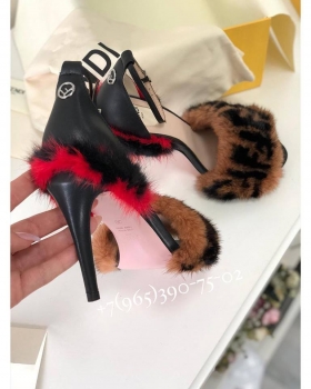 Босоножки Fendi Артикул BMS-32233. Вид 4