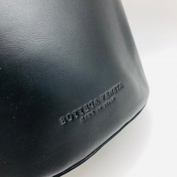 Сумка женская DROP BAG   Bottega Veneta Артикул BMS-41984. Вид 4