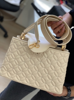  Сумка женская CAPUCINES Louis Vuitton Артикул BMS-41719. Вид 1