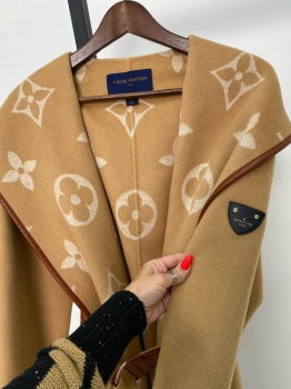Пальто Louis Vuitton Артикул BMS-60395. Вид 2