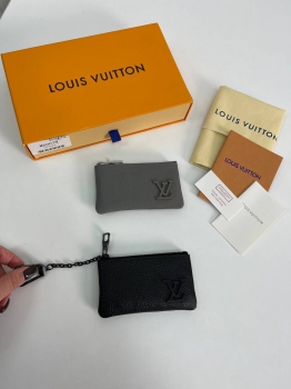 Ключница Louis Vuitton Артикул BMS-105366. Вид 1