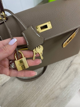 Сумка женская Kelly, 28, Togo, GHW Etoupe color Hermes Артикул BMS-109393. Вид 10