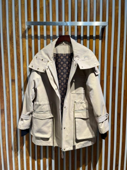 Куртка женская  Louis Vuitton Артикул BMS-120835. Вид 1