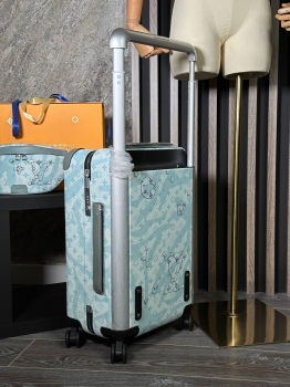 Чемодан 50+5 / 35 / 23см Louis Vuitton Артикул BMS-120854. Вид 2
