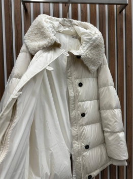 Куртка женская Brunello Cucinelli Артикул BMS-121753. Вид 2
