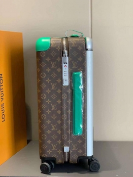 Чемодан  52 / 32 / 22 см  Louis Vuitton Артикул BMS-125978. Вид 2