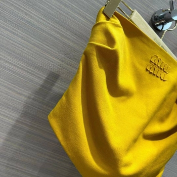 Топ  Miu Miu Артикул BMS-130977. Вид 4