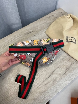 Сумка-слинг Gucci Артикул BMS-131095. Вид 3