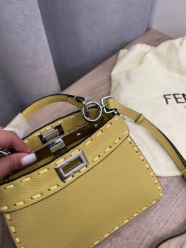  Сумка женская Peekaboo ISeeU  Fendi Артикул BMS-131419. Вид 2