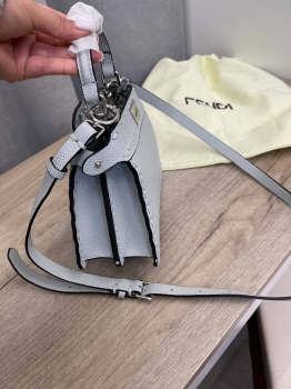  Сумка женская Peekaboo ISeeU  Fendi Артикул BMS-131417. Вид 4