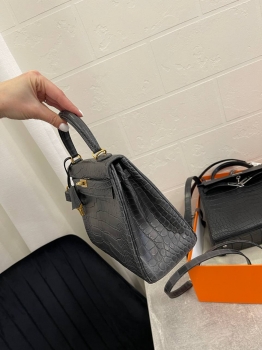 Сумка женская  Kelly, 25 cm, PHW MATTE NILOTICUS Hermes Артикул BMS-131490. Вид 5