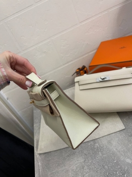 Сумка женская Kelly Pochette Hermes Артикул BMS-131792. Вид 3